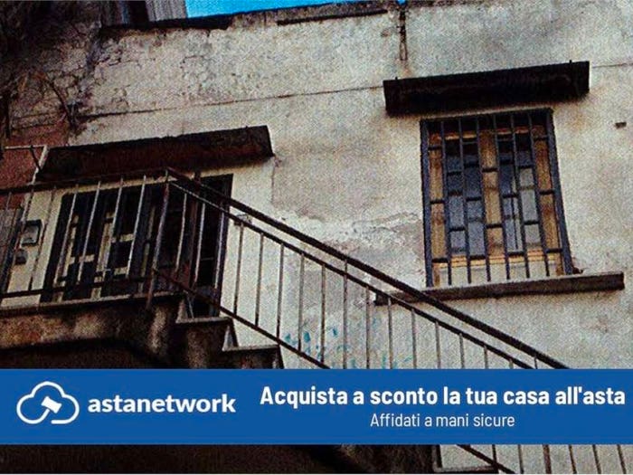 Appartamento trilocale in vendita in Via Don Agostino Cozzolino, Ponticelli, Napoli