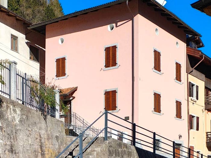 Casa trilocale in vendita in Località Mortaso, Centro, Spiazzo