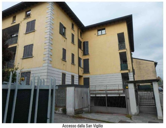 Appartamento bilocale in vendita in Via San Vigilio, Centro, Calco