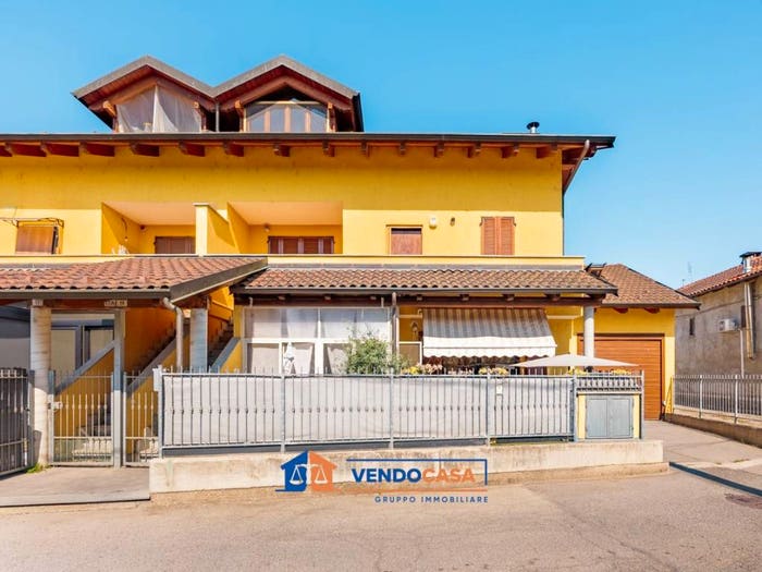 Casa quadrilocale in vendita in Via Don Lorenzo Bellino, Brassi, Carignano