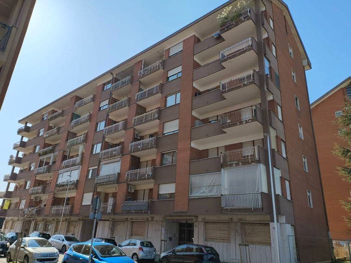Appartamento quadrilocale in vendita in Via San Gregorio Magno, Villaggio Fiorito Oltre Dora, Collegno