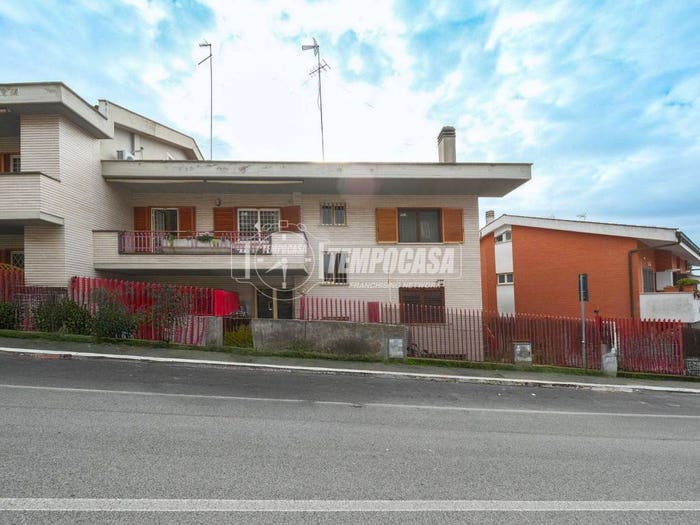 Appartamento trilocale in vendita in Via della Cappelletta della Giustiniana, La Giustiniana, Roma