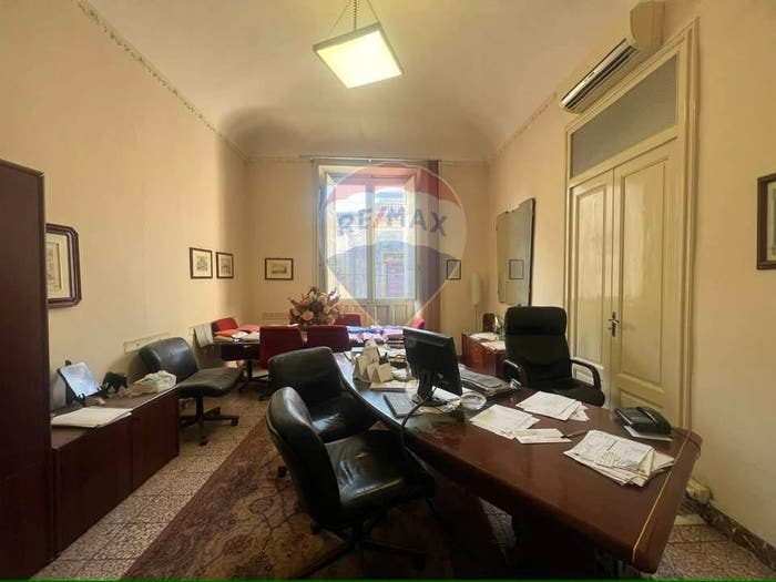 Appartamento con 6 locali in vendita in Corso Italia, Centro, Giarre