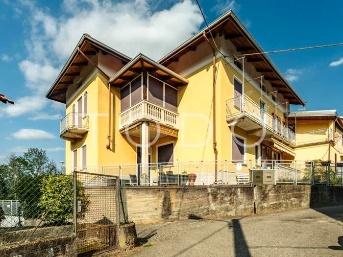 Casa con 6 locali in vendita in Frazione Franzoi, Valle San Nicolao