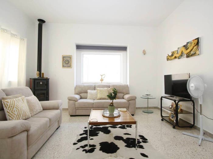 Casa quadrilocale in vendita in Via Grappa, Tuglie