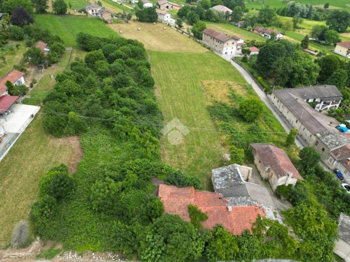 Casa con 5 locali in vendita in Via Parrocchia, Rifreddo