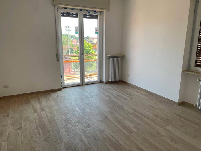 Appartamento trilocale in vendita in Via Vittorio Alfieri, Centro, Sant'Angelo Lodigiano