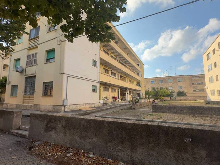 Appartamento bilocale in vendita in Via Giovanni Battista Grassi, Nicolosi, Latina