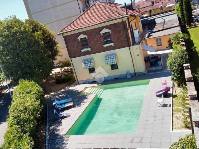 Casa con 6 locali in vendita in Via nuova, Centro, Vinovo