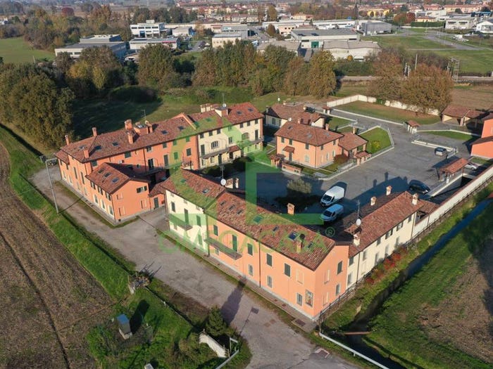 Appartamento trilocale in vendita in Cascina Gazzina, Codogno