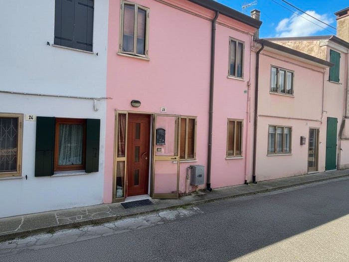 Casa quadrilocale in vendita in PAPOZZE Via Borgata Romani, Papozze