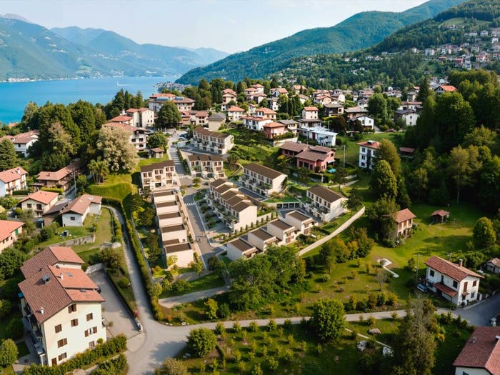 Casa con 5 locali in vendita in Via Ciro Menotti, Centro, Luino