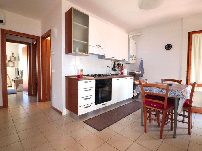 Appartamento trilocale in vendita in Quercegrossa, Castelnuovo Berardenga