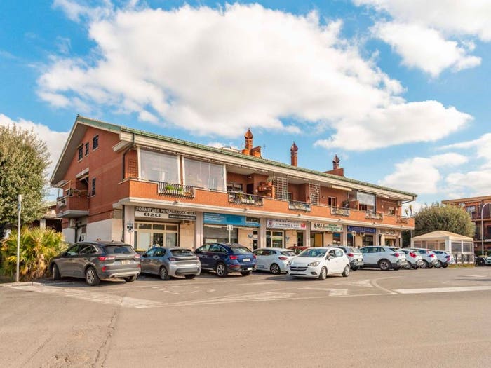 Appartamento trilocale in vendita in Via Don Ugo Bassi, Santa Maria delle Mole, Marino