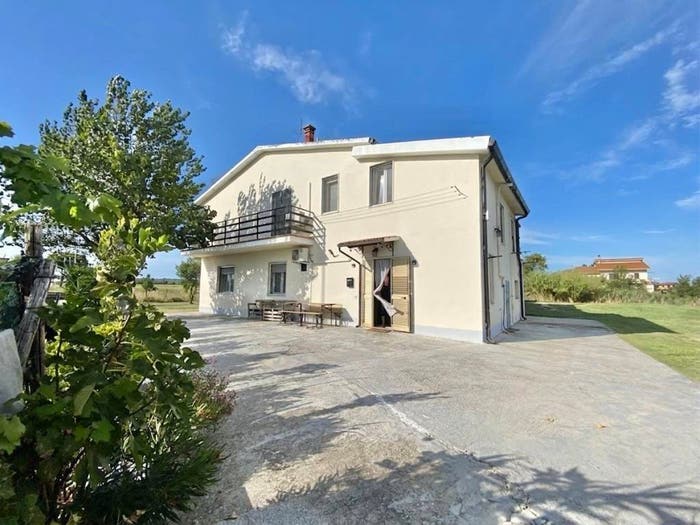 Appartamento con 6 locali in vendita in Via del Casone, Gello Pardossi, Pontedera
