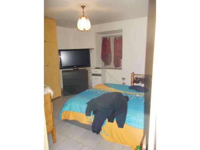 Casa con 6 locali in vendita in Via Saracco, Centro, Alice Bel Colle