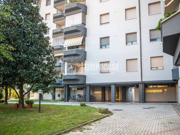 Appartamento quadrilocale in vendita in Via Angelo Ferrario, Ombriano Sabbioni San Carlo, Crema