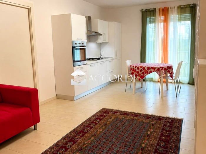 Appartamento trilocale in vendita in Piazza Alcide De Gasperi, Stazione, Padova
