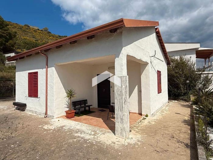 Casa bilocale in vendita in SPb, Castellabate