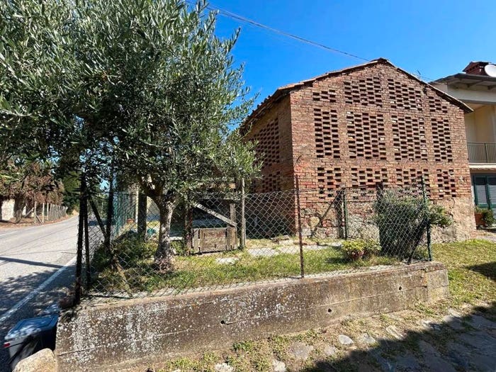 Casa quadrilocale in vendita in Via Varna, Gambassi Terme