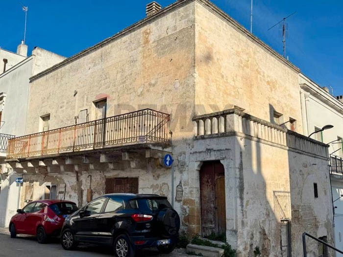 Appartamento con 6 locali in vendita in Centro, Ginosa