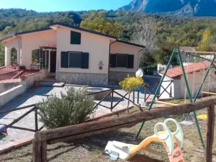 Casa monolocale in vendita in Via Mortelle Roccagloriosa, Roccagloriosa
