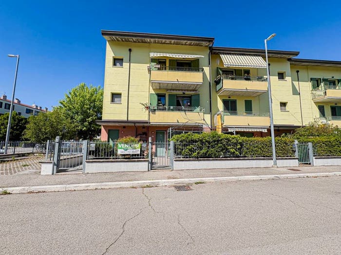 Appartamento quadrilocale in vendita in Via Padre Armando Vincenzi F, Sala, Cesenatico