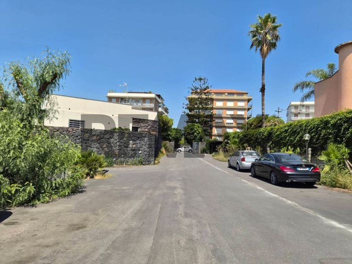 Casa con 6 locali in vendita in Via Sebastiano Catania, San Nullo Sebastiano Catania, Catania