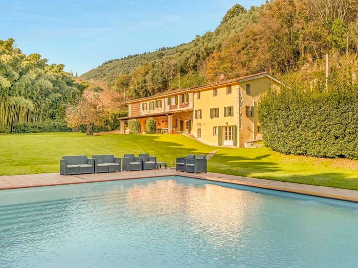 Casa con 6 locali in vendita in Via Montebello, Camaiore Paese, Camaiore