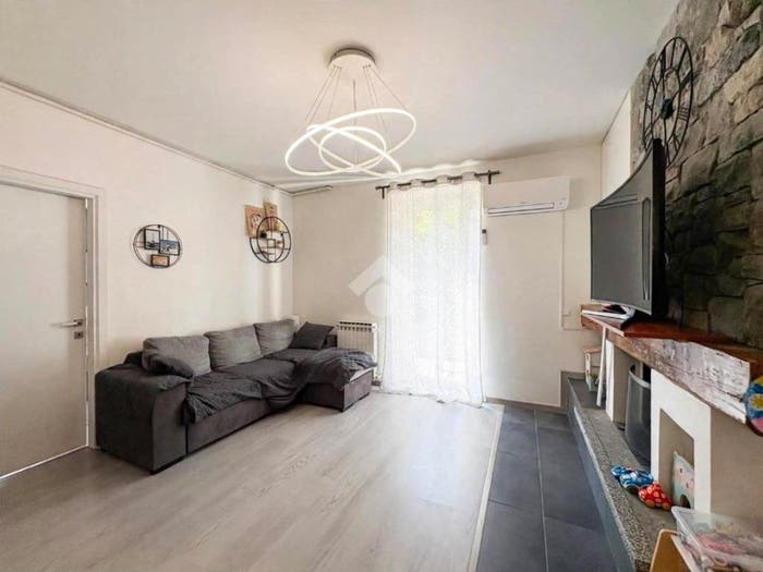 Appartamento trilocale in vendita in Via Duca D'Aosta, Centro, Albino