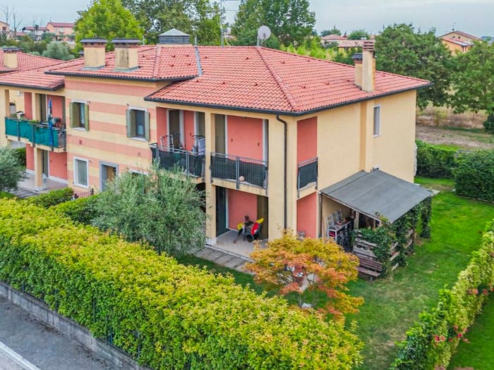 Appartamento quadrilocale in vendita in Via Rissette, Lazise