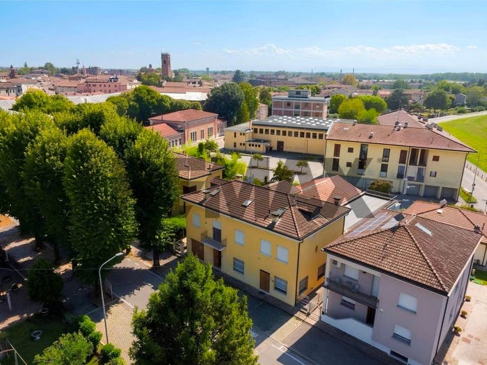 Appartamento bilocale in vendita in via Bacchiavini, Centro, Guastalla