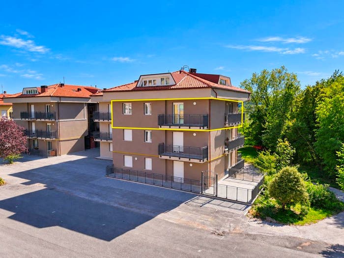Appartamento con 5 locali in vendita in Via Beniamino Gigli, Centro, Sarnano