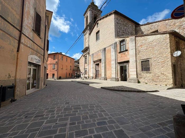 Appartamento bilocale in vendita in Via IV Novembre, Centro, Cantiano