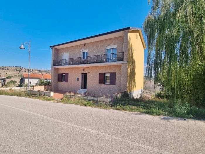 Casa quadrilocale in vendita in SP, Sant'Arcangelo Trimonte