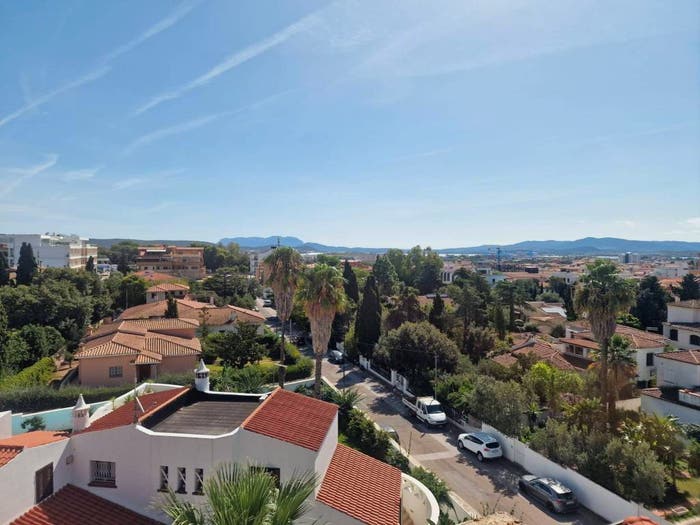 Casa con 5 locali in vendita in Viale Aldo Moro, Viale Aldo Moro Ospedale Vecchio, Olbia