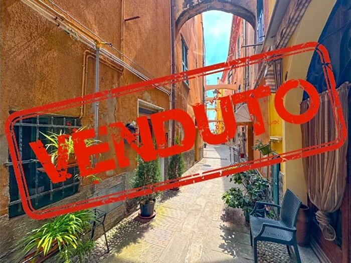 Appartamento trilocale in vendita in Vico Chiuso, Centro, Ceriale