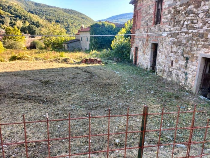 Casa con 5 locali in vendita in Località Rosina, Chitignano