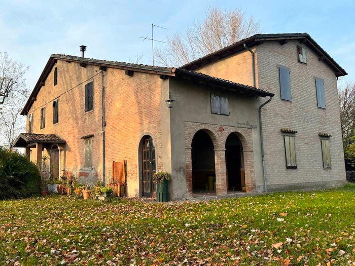 Casa con 6 locali in vendita in Corso Martiri, Centro, Castelfranco Emilia