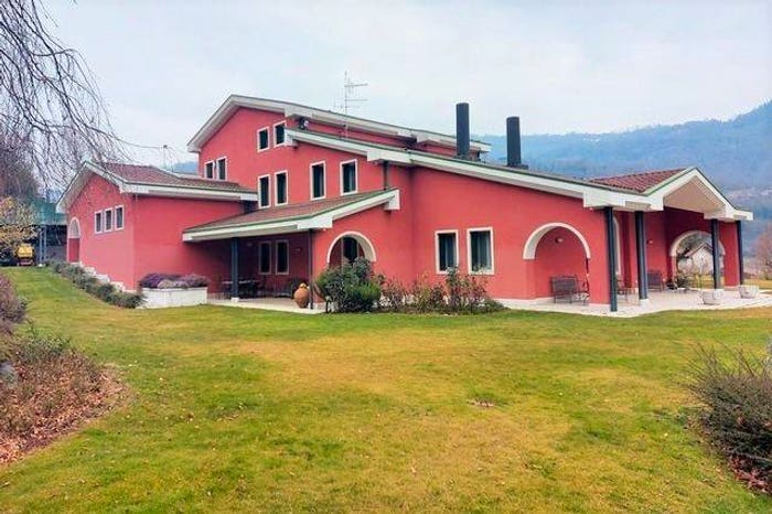 Casa con 6 locali in vendita in Via Vittorio Alfieri, Centro, Chiampo