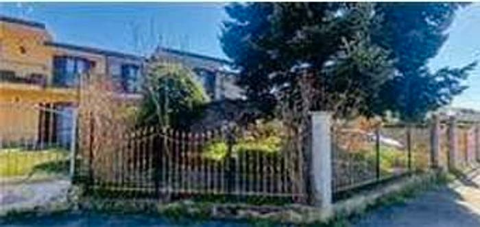 Casa con 6 locali in vendita in Centro, Frossasco