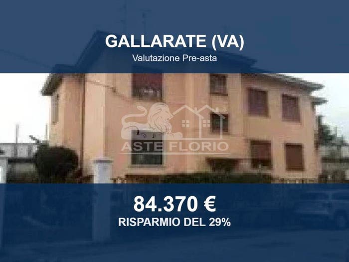 Appartamento con 5 locali in vendita in Via Arnaldo Fusinato, Sciarè Cedrate, Gallarate
