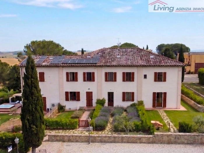 Appartamento con 5 locali in vendita in strada di salteano, Asciano