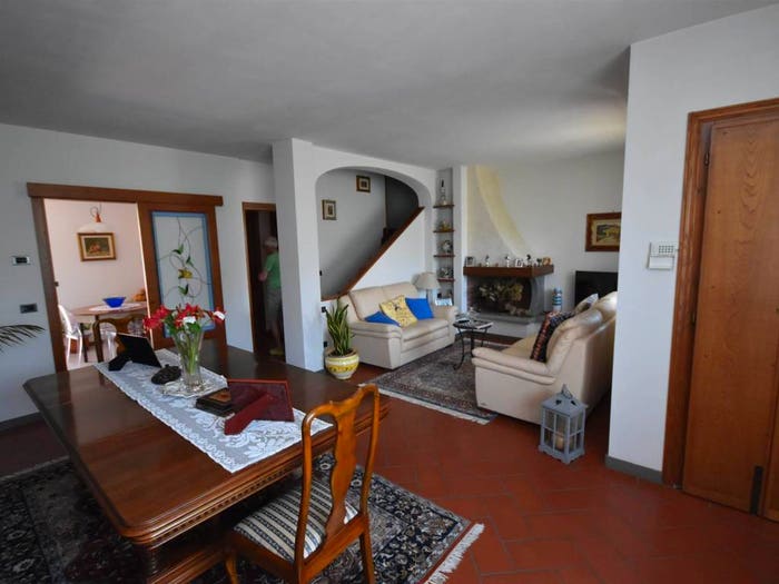 Casa con 6 locali in vendita in Ponte Agli Stolli, Figline e Incisa Valdarno