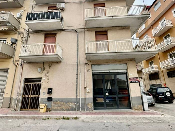 Appartamento con 5 locali in vendita in Via Ettore Majorana, Canicattì