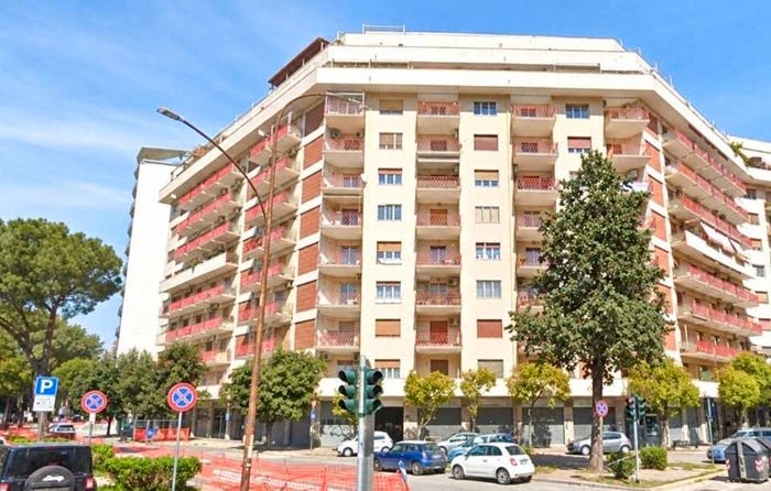 Appartamento quadrilocale in vendita in Viale Michelangelo, San Pio X, Foggia