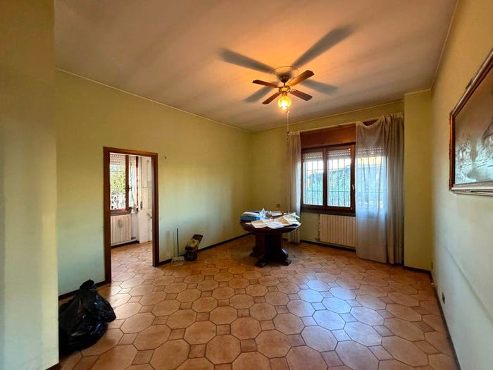 Casa quadrilocale in vendita in Via Fratelli Rosselli, Centro, Pero