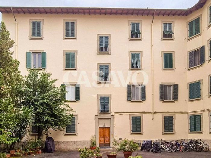 Appartamento quadrilocale in vendita in Viale Malta, Campo di Marte, Firenze