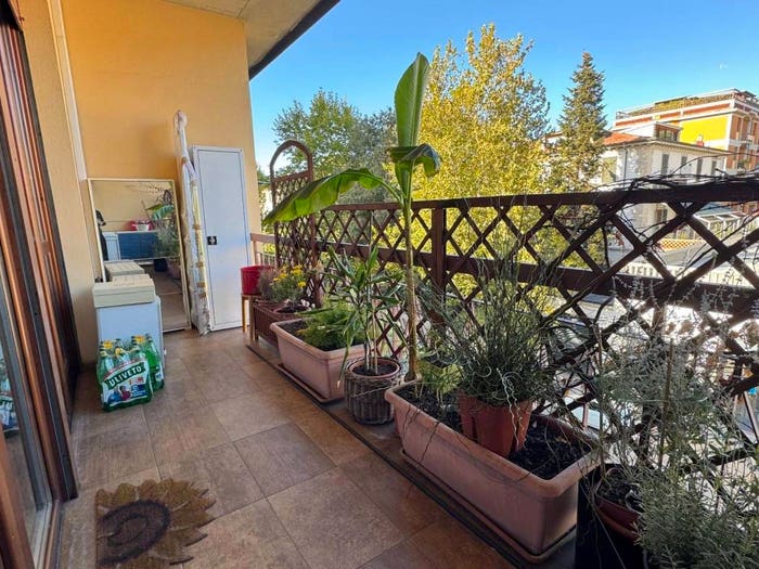 Appartamento monolocale in vendita in Viale Alessandro Volta, Campo di Marte, Firenze