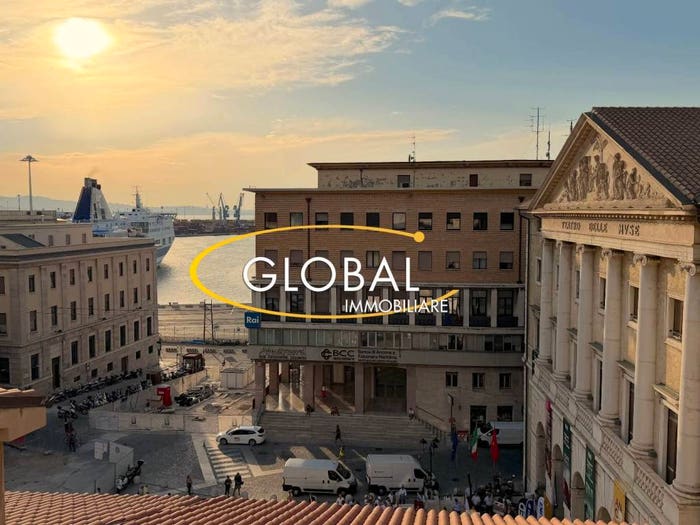 Appartamento quadrilocale in vendita in Corsi, Ancona